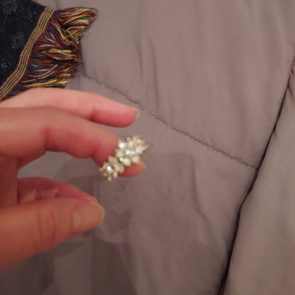 3 CARAT DIAMOND RING - Picture 5 of 6